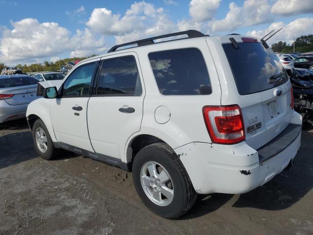 Photo 1 VIN: 1FMCU9DG8CKC55528 - FORD ESCAPE XLT 