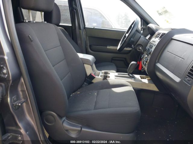 Photo 4 VIN: 1FMCU9DG9AKA04823 - FORD ESCAPE 