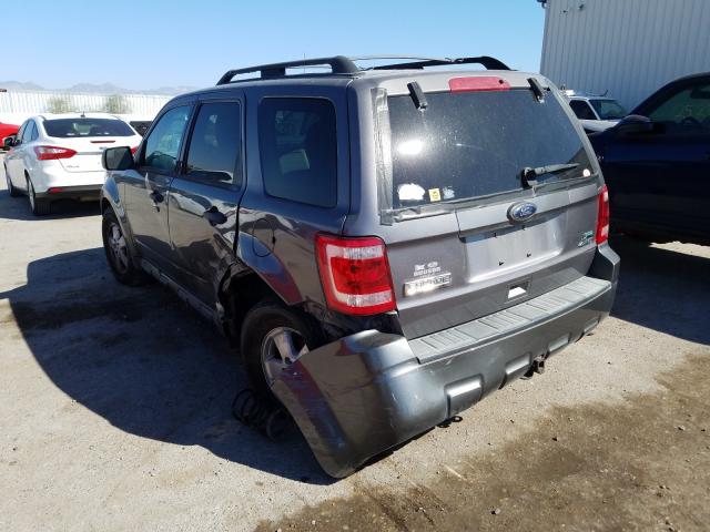 Photo 2 VIN: 1FMCU9DG9AKA63290 - FORD ESCAPE XLT 