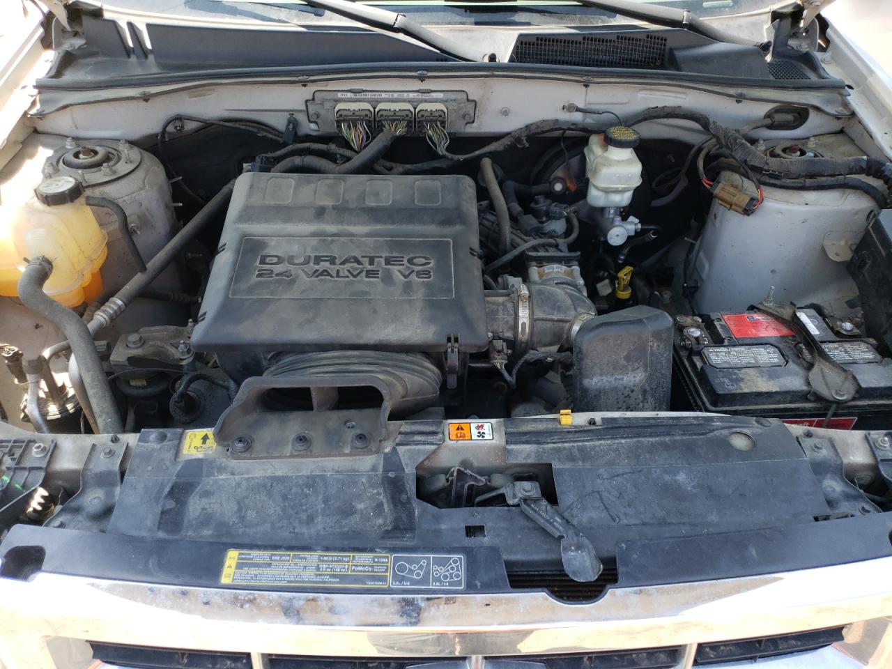 Photo 11 VIN: 1FMCU9DG9AKA94362 - FORD ESCAPE 