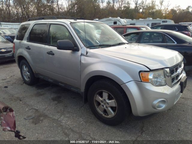 Photo 0 VIN: 1FMCU9DG9AKC99633 - FORD ESCAPE 