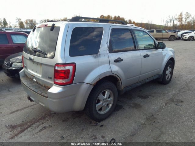 Photo 3 VIN: 1FMCU9DG9AKC99633 - FORD ESCAPE 