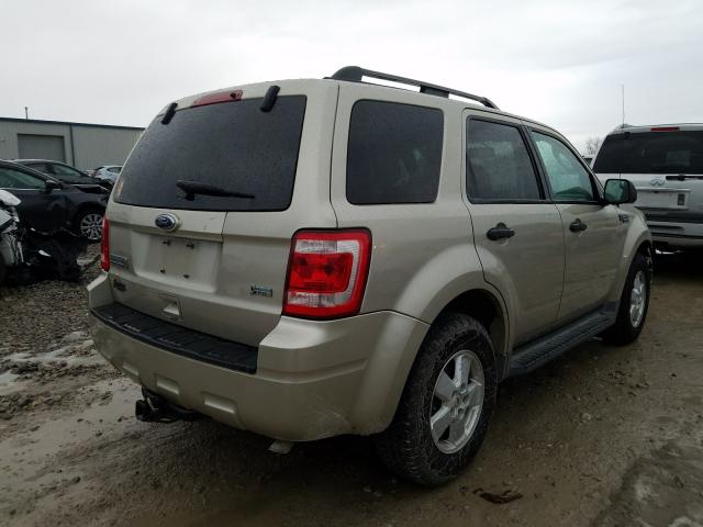 Photo 3 VIN: 1FMCU9DG9AKD22215 - FORD ESCAPE XLT 