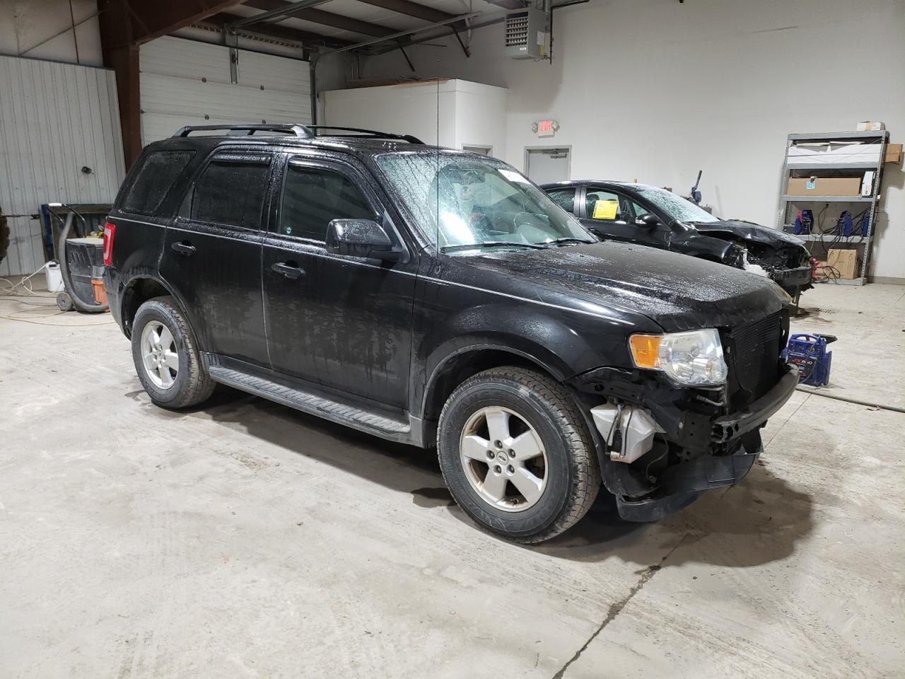 Photo 3 VIN: 1FMCU9DG9BKA31019 - FORD ESCAPE 