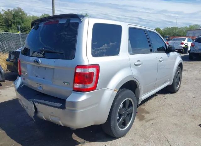 Photo 3 VIN: 1FMCU9DG9BKA48242 - FORD ESCAPE 