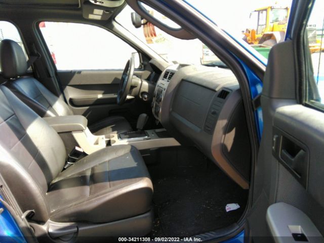 Photo 4 VIN: 1FMCU9DG9BKB21867 - FORD ESCAPE 