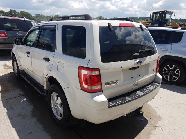 Photo 2 VIN: 1FMCU9DG9BKC63104 - FORD ESCAPE XLT 