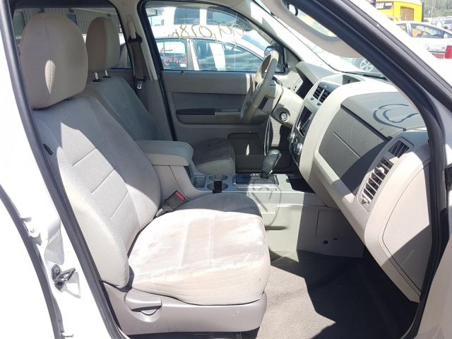 Photo 4 VIN: 1FMCU9DG9BKC63104 - FORD ESCAPE XLT 