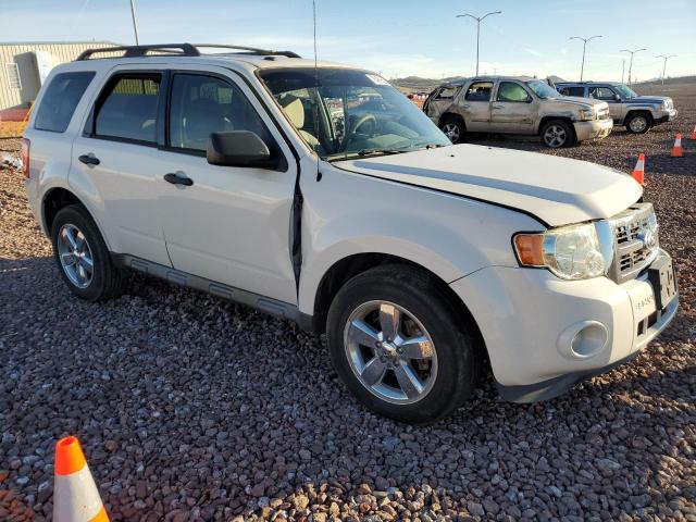 Photo 3 VIN: 1FMCU9DG9CKA48257 - FORD ESCAPE 