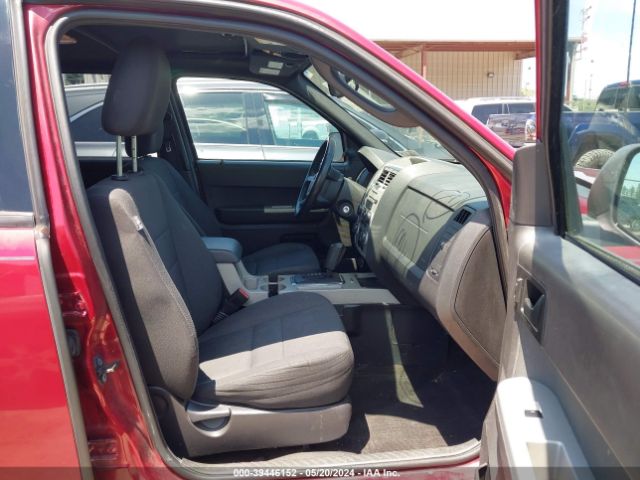 Photo 4 VIN: 1FMCU9DG9CKB01894 - FORD ESCAPE 