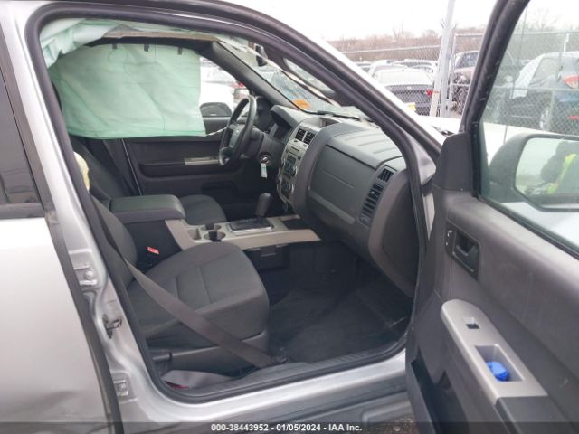 Photo 4 VIN: 1FMCU9DG9CKB12619 - FORD ESCAPE 