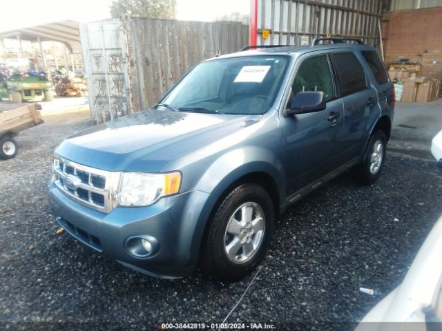 Photo 1 VIN: 1FMCU9DG9CKB32823 - FORD ESCAPE 