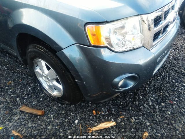 Photo 5 VIN: 1FMCU9DG9CKB32823 - FORD ESCAPE 