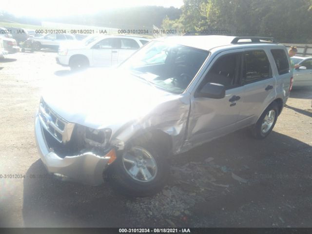 Photo 1 VIN: 1FMCU9DG9CKB75347 - FORD ESCAPE 