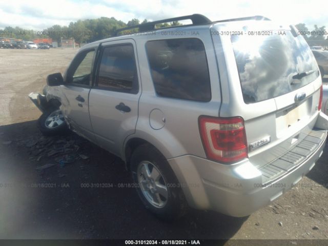 Photo 2 VIN: 1FMCU9DG9CKB75347 - FORD ESCAPE 