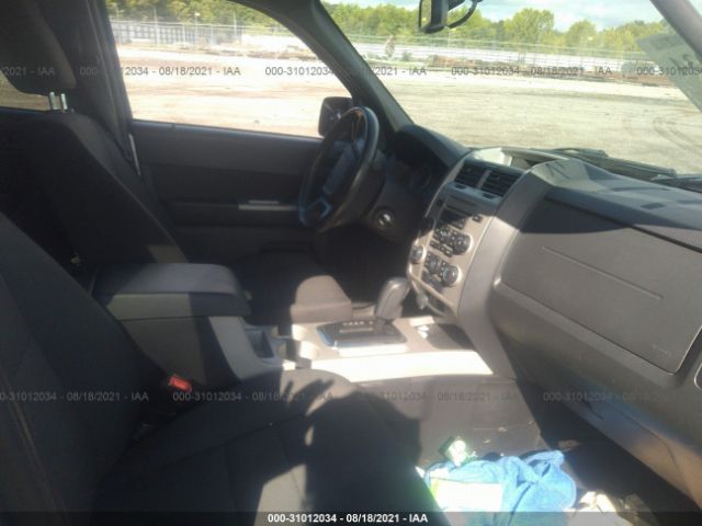 Photo 4 VIN: 1FMCU9DG9CKB75347 - FORD ESCAPE 