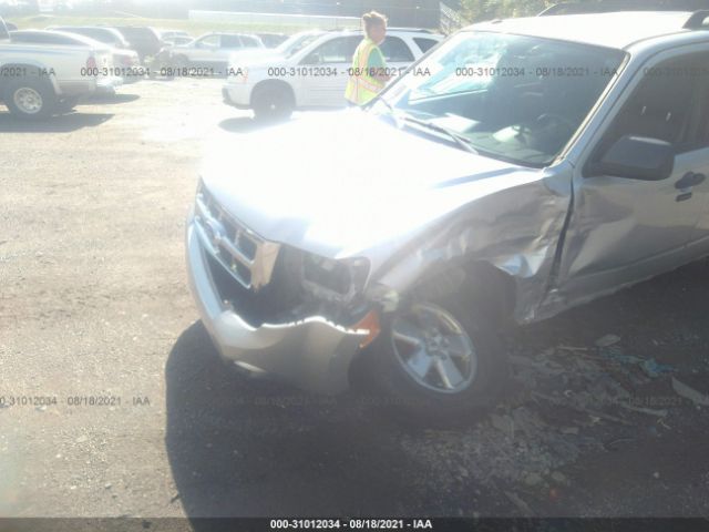 Photo 5 VIN: 1FMCU9DG9CKB75347 - FORD ESCAPE 