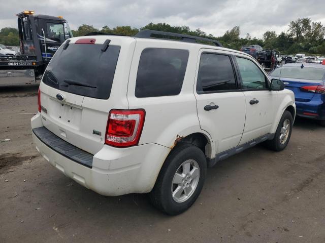 Photo 2 VIN: 1FMCU9DG9CKB92908 - FORD ESCAPE XLT 