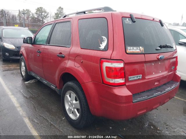 Photo 2 VIN: 1FMCU9DG9CKC50192 - FORD ESCAPE 