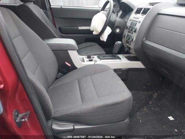 Photo 4 VIN: 1FMCU9DG9CKC50192 - FORD ESCAPE 