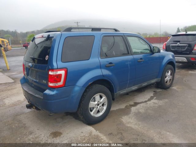 Photo 3 VIN: 1FMCU9DGXAKA03387 - FORD ESCAPE 