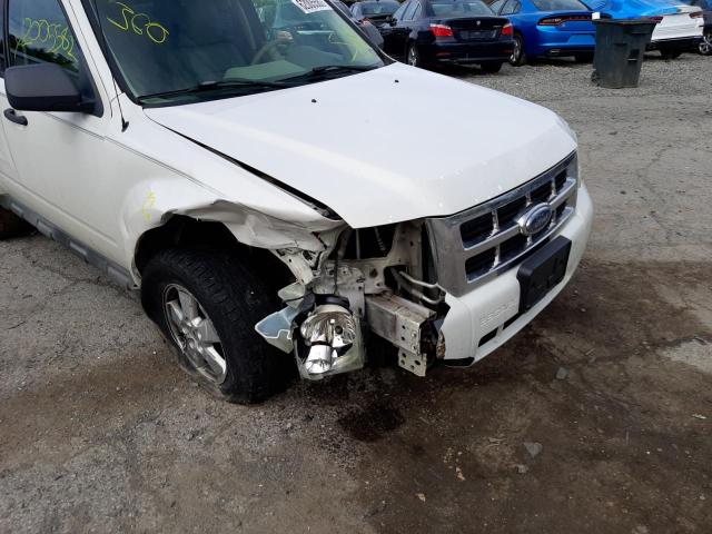 Photo 8 VIN: 1FMCU9DGXAKA53805 - FORD ESCAPE XLT 