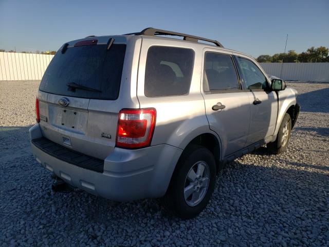 Photo 3 VIN: 1FMCU9DGXAKA72404 - FORD ESCAPE XLT 