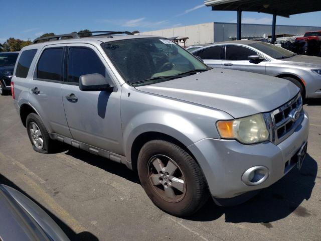 Photo 3 VIN: 1FMCU9DGXAKA80681 - FORD ESCAPE 