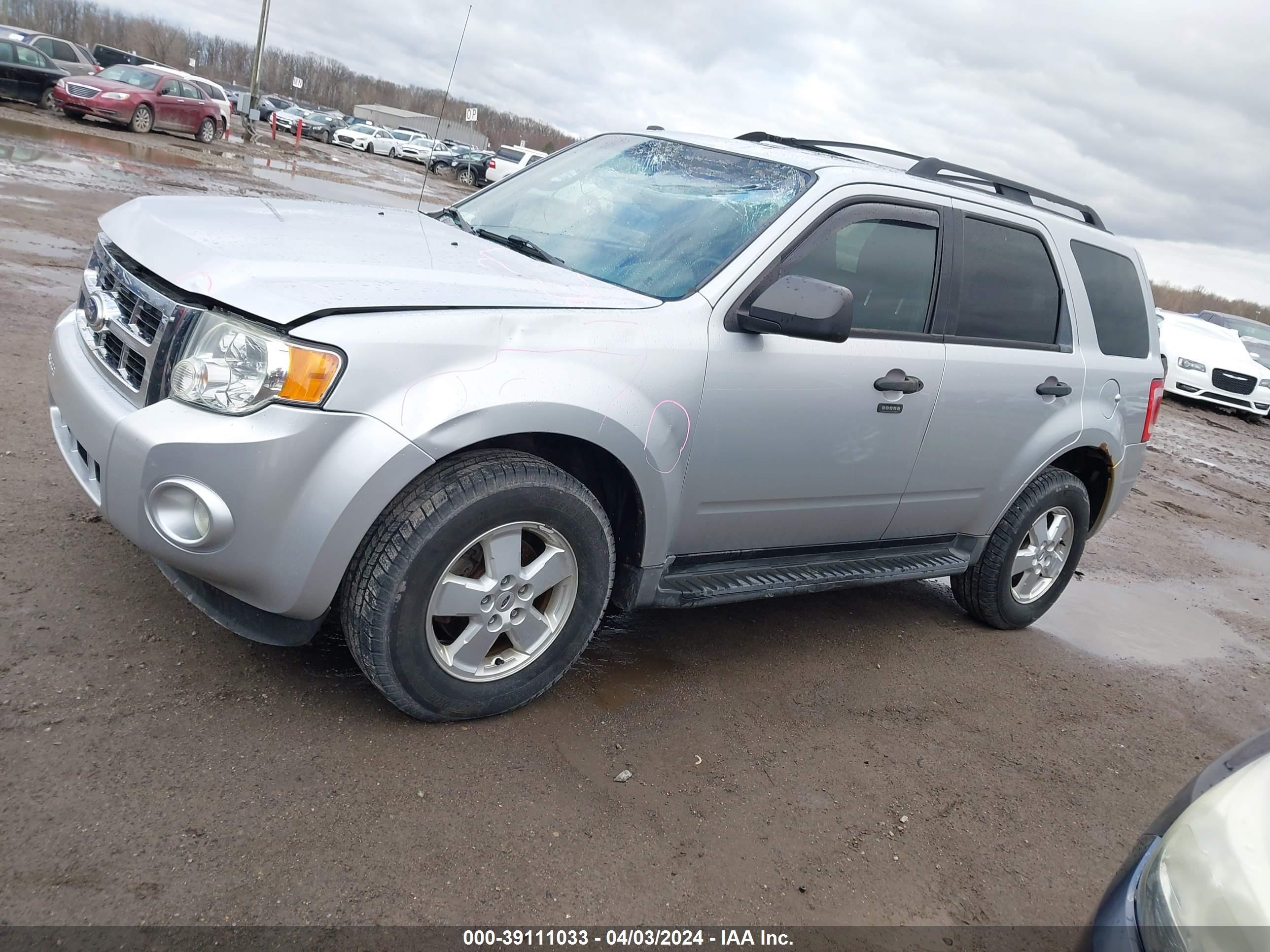 Photo 1 VIN: 1FMCU9DGXAKC29686 - FORD ESCAPE 