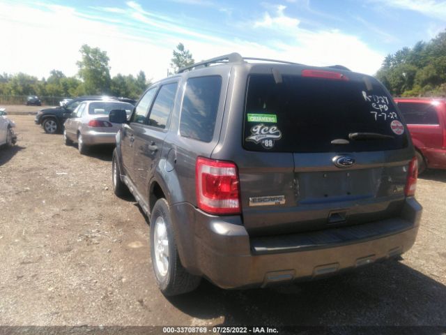 Photo 2 VIN: 1FMCU9DGXBKA81525 - FORD ESCAPE 