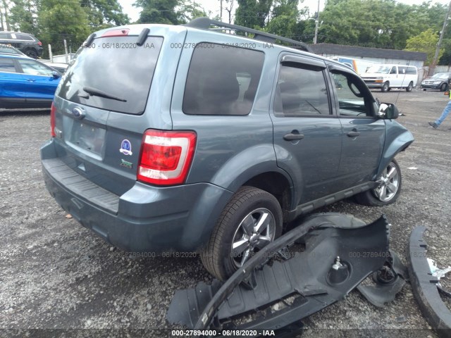 Photo 3 VIN: 1FMCU9DGXBKB17701 - FORD ESCAPE 