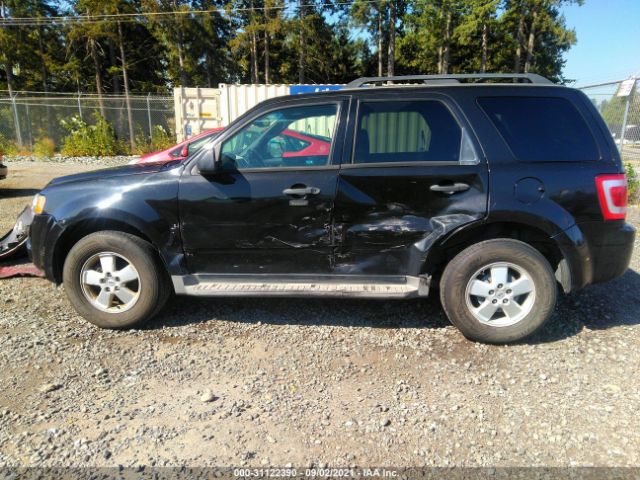 Photo 5 VIN: 1FMCU9DGXBKB25880 - FORD ESCAPE 