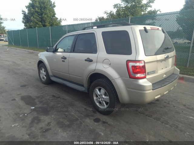 Photo 2 VIN: 1FMCU9DGXBKB95038 - FORD ESCAPE 