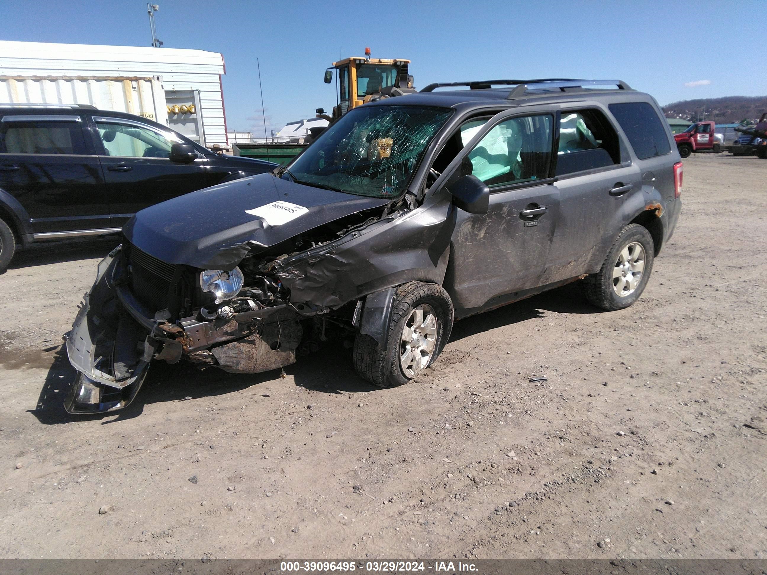 Photo 1 VIN: 1FMCU9E75CKC47479 - FORD ESCAPE 