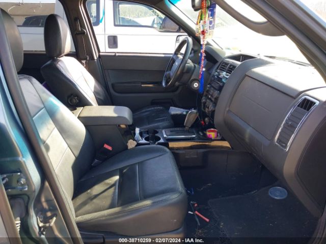 Photo 4 VIN: 1FMCU9E76CKB06937 - FORD ESCAPE 