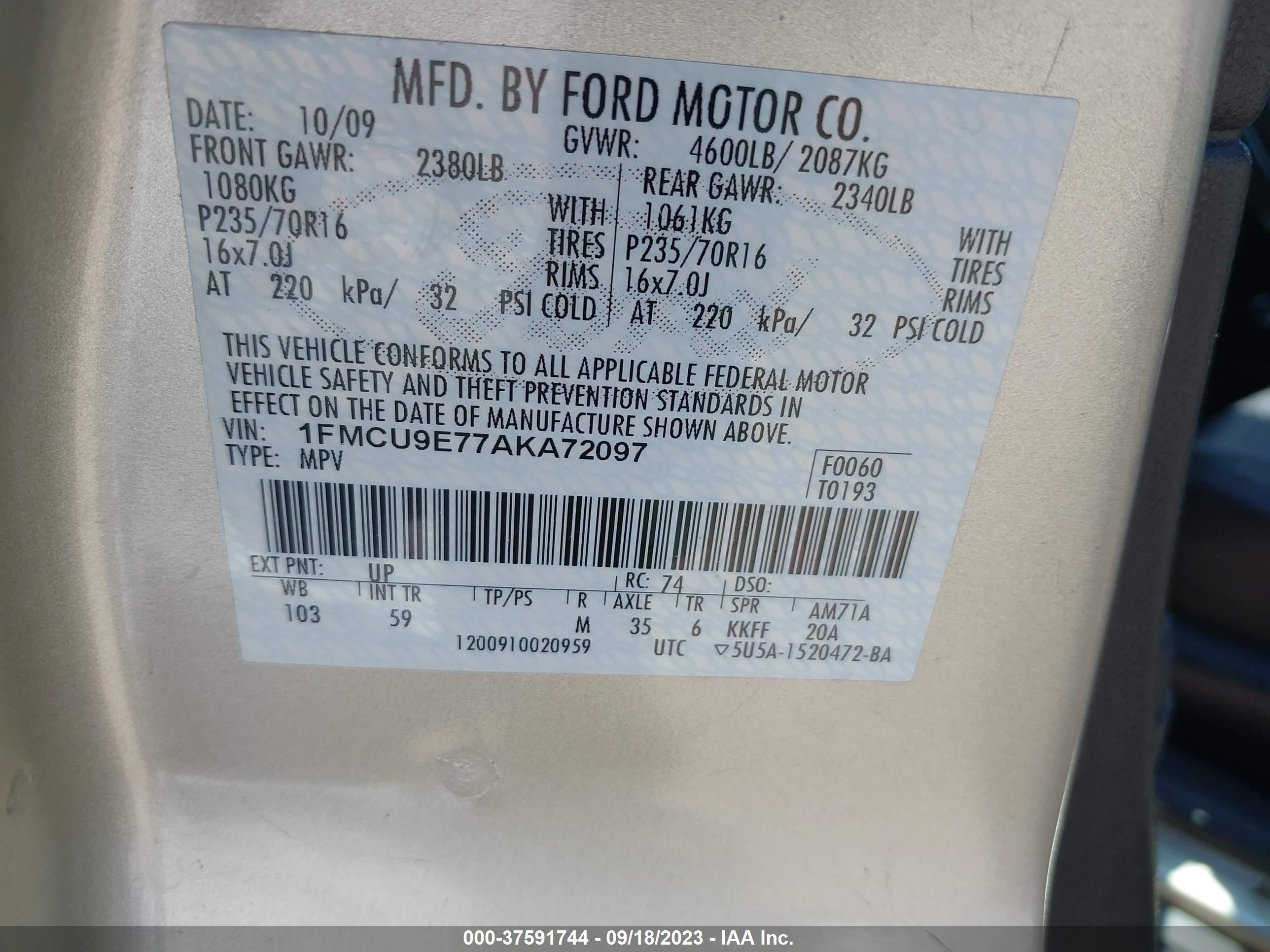 Photo 8 VIN: 1FMCU9E77AKA72097 - FORD ESCAPE 