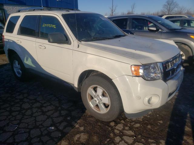 Photo 3 VIN: 1FMCU9EG0BKA94945 - FORD ESCAPE LIM 