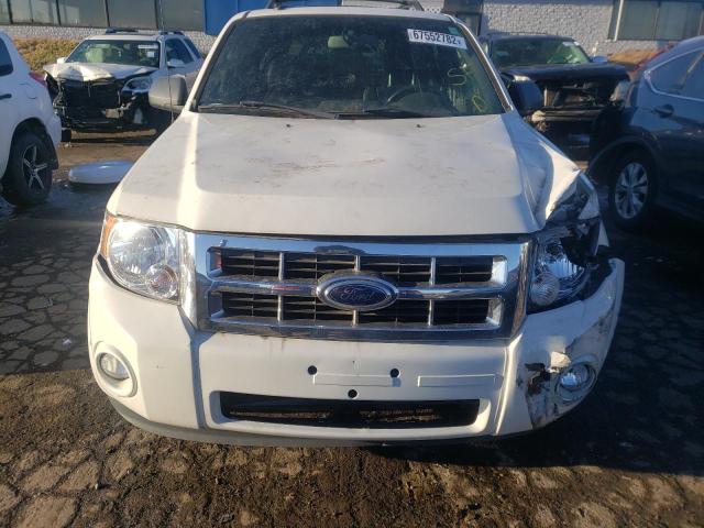 Photo 4 VIN: 1FMCU9EG0BKA94945 - FORD ESCAPE LIM 