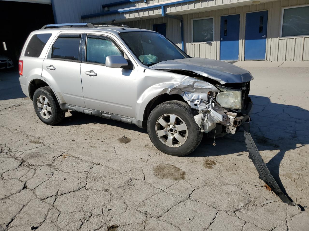 Photo 3 VIN: 1FMCU9EG0BKB41147 - FORD ESCAPE 