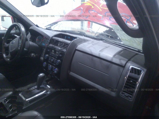 Photo 4 VIN: 1FMCU9EG0BKC04733 - FORD ESCAPE 