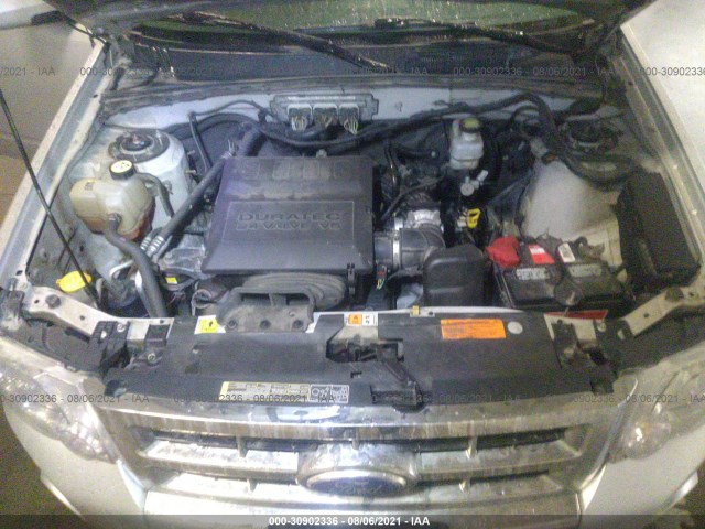 Photo 9 VIN: 1FMCU9EG0BKC05171 - FORD ESCAPE 