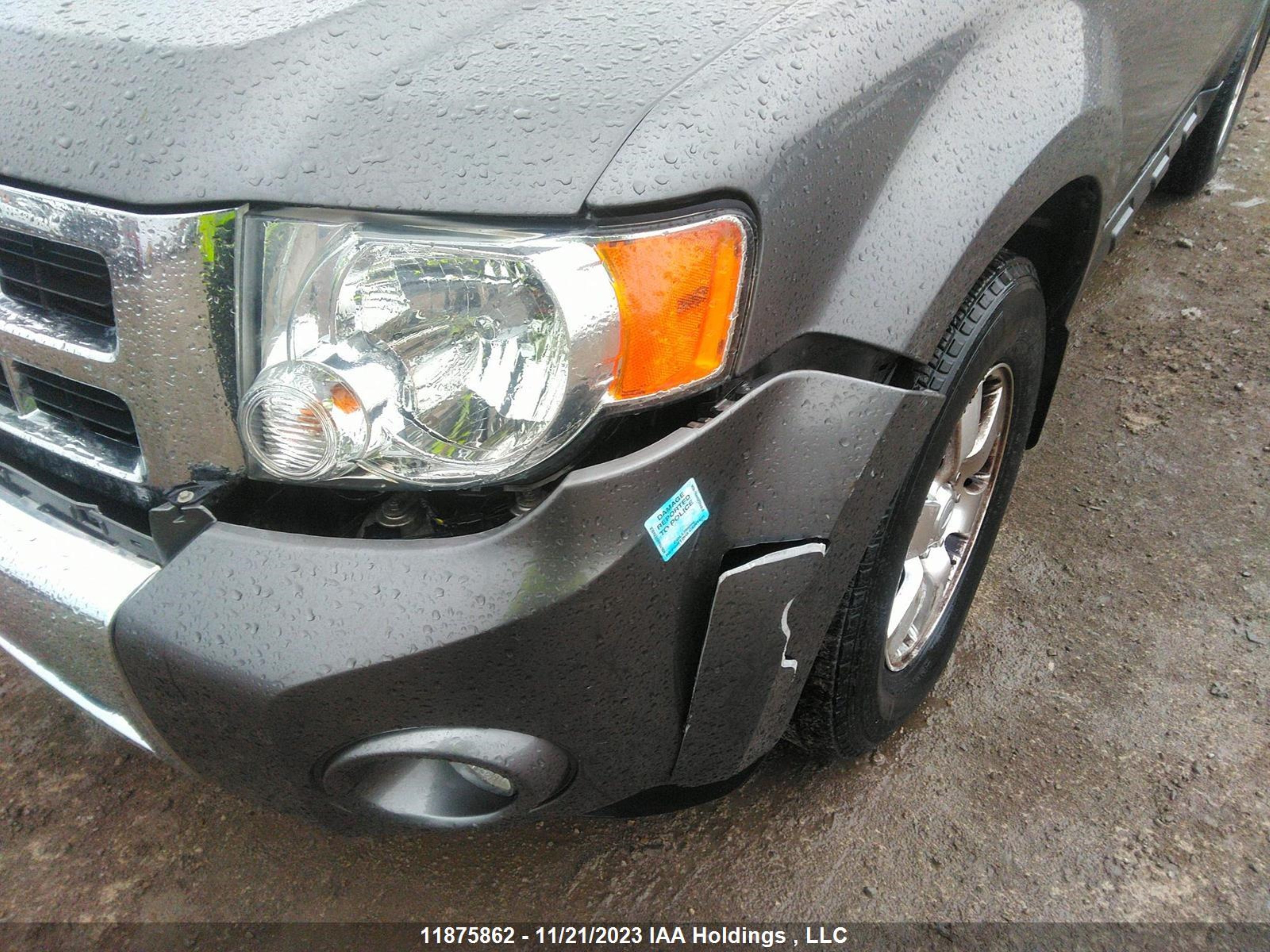 Photo 5 VIN: 1FMCU9EG0BKC68772 - FORD ESCAPE 