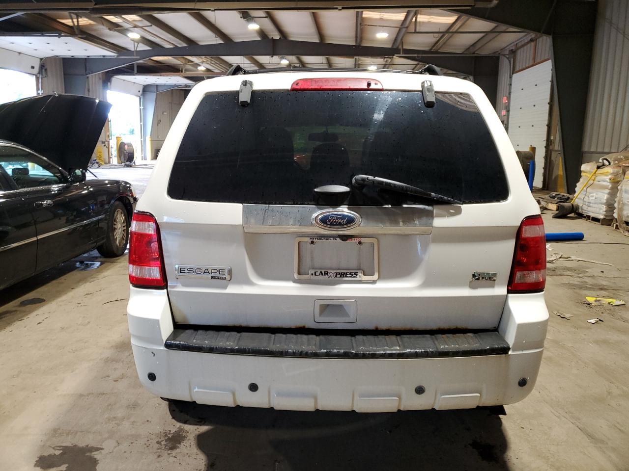 Photo 5 VIN: 1FMCU9EG0CKA42846 - FORD ESCAPE 