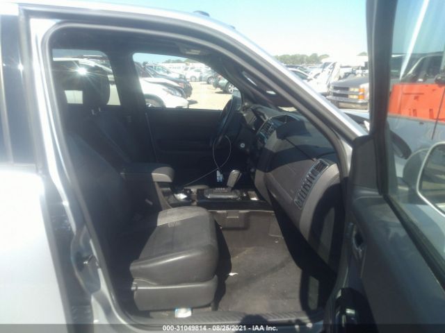 Photo 4 VIN: 1FMCU9EG1AKA05124 - FORD ESCAPE 