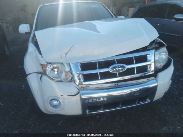 Photo 5 VIN: 1FMCU9EG1BKA82688 - FORD ESCAPE 