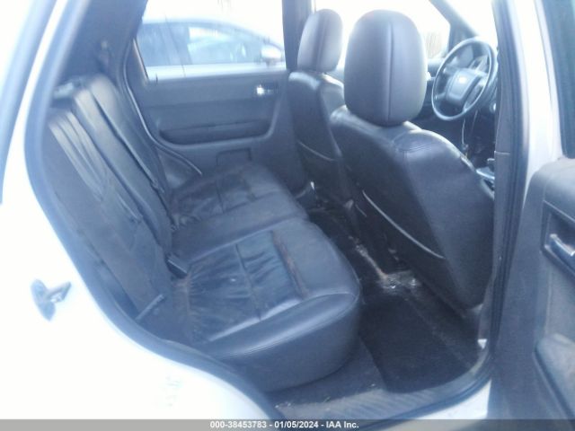 Photo 7 VIN: 1FMCU9EG1BKA82688 - FORD ESCAPE 