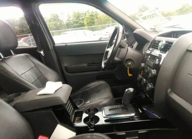 Photo 4 VIN: 1FMCU9EG3AKD09152 - FORD ESCAPE 