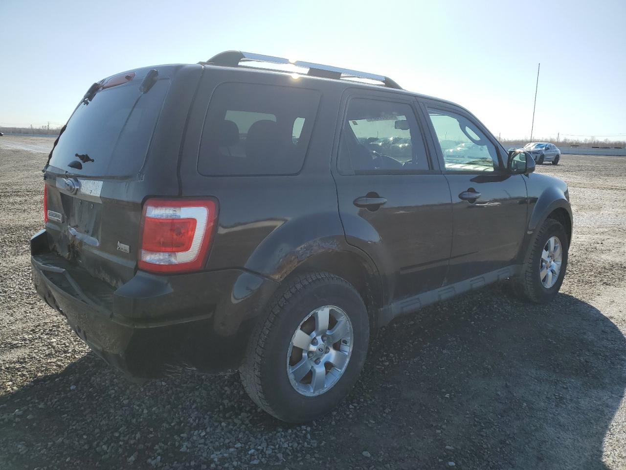 Photo 2 VIN: 1FMCU9EG3BKA00184 - FORD ESCAPE 