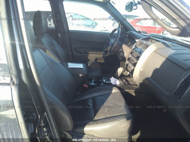 Photo 4 VIN: 1FMCU9EG4BKB88231 - FORD ESCAPE 