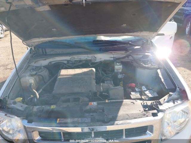 Photo 9 VIN: 1FMCU9EG4CKA15620 - FORD ESCAPE 